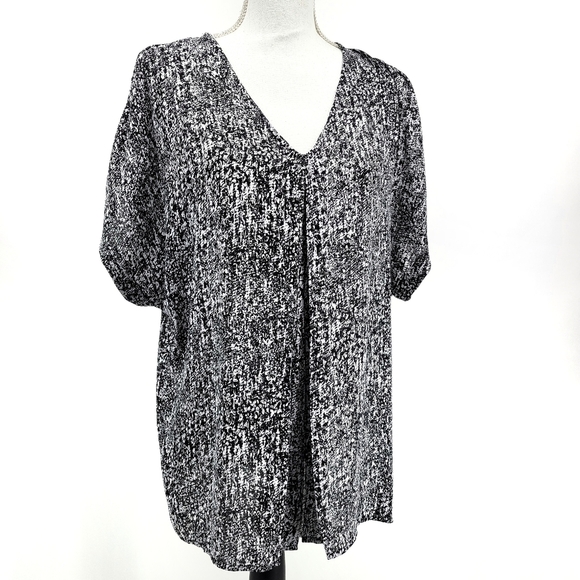 Violet + Claire blouse slit shoulders black and white Size L - Picture 1 of 8